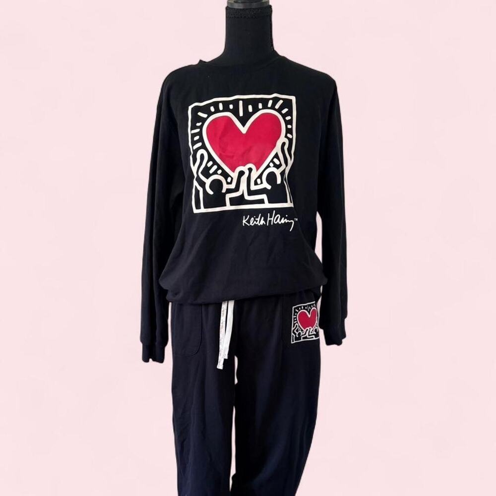 Keith Haring Size Small black matching sweatsuit set with iconic heart